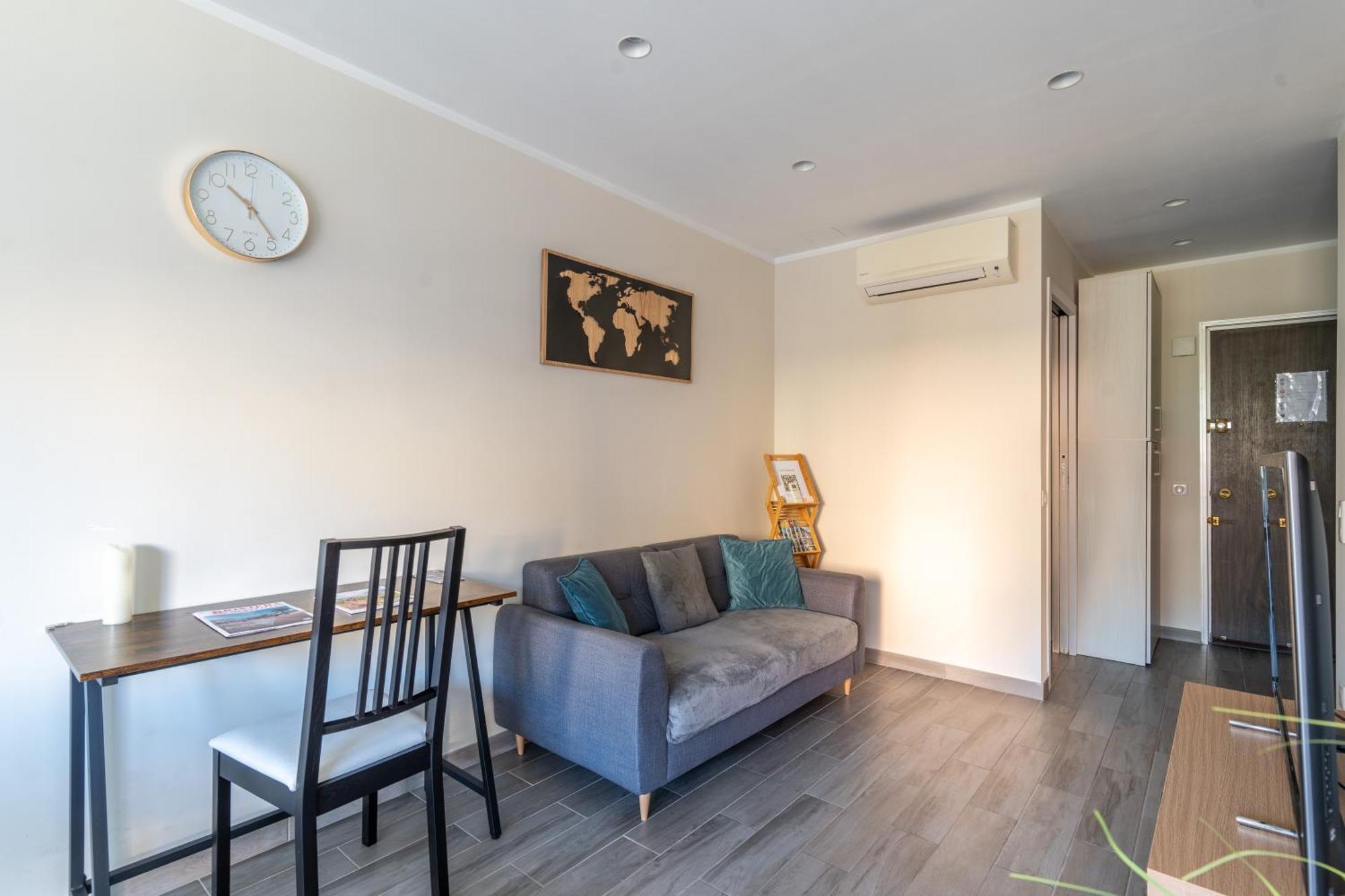 Fabuleux Appartement 2 Personnes Au Coeur De Menton, Climatise Et Proche Gares Routiere Et Sncf ภายนอก รูปภาพ