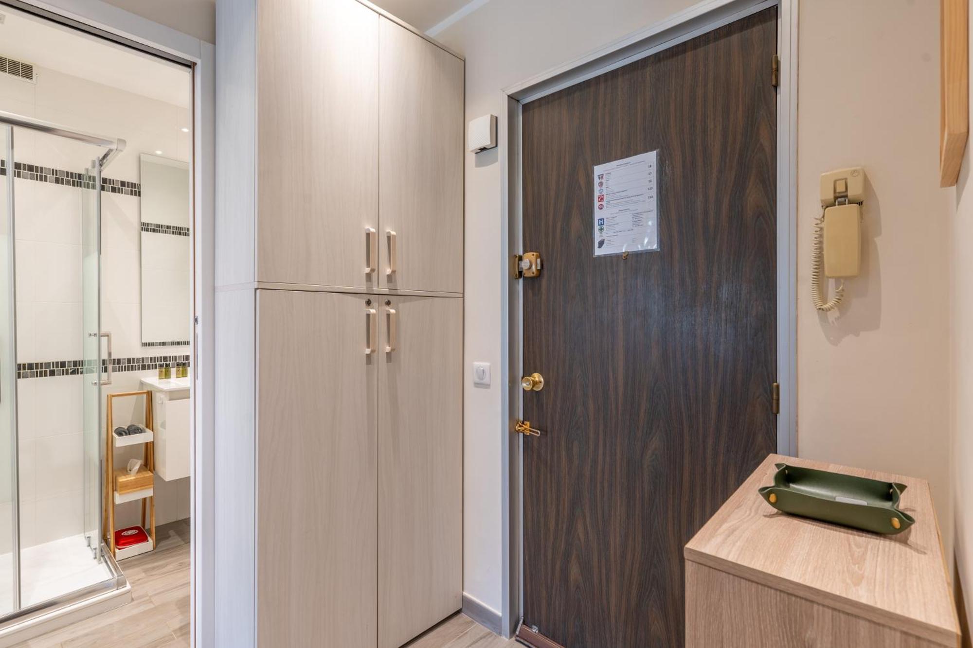 Fabuleux Appartement 2 Personnes Au Coeur De Menton, Climatise Et Proche Gares Routiere Et Sncf ภายนอก รูปภาพ