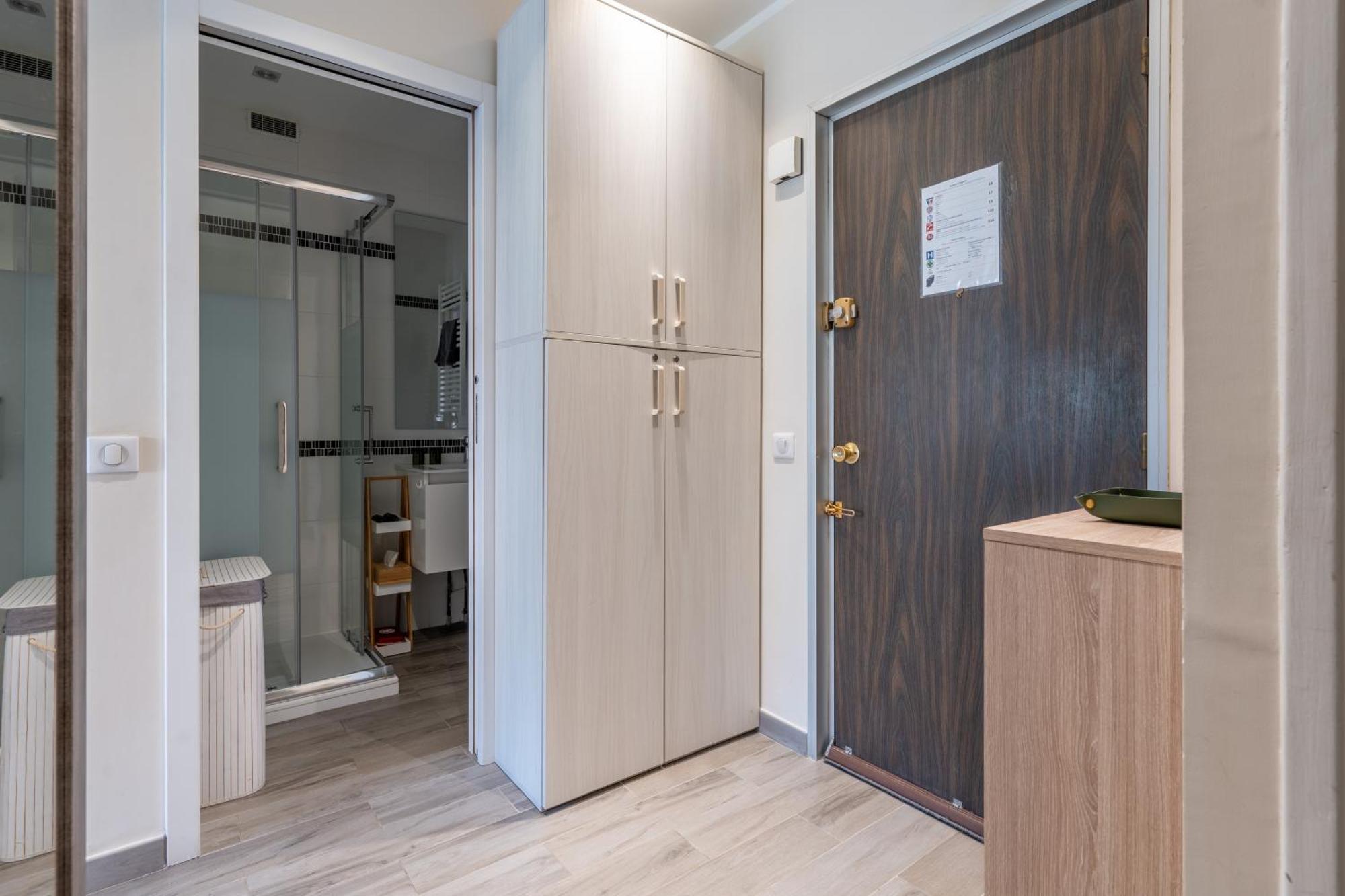 Fabuleux Appartement 2 Personnes Au Coeur De Menton, Climatise Et Proche Gares Routiere Et Sncf ภายนอก รูปภาพ