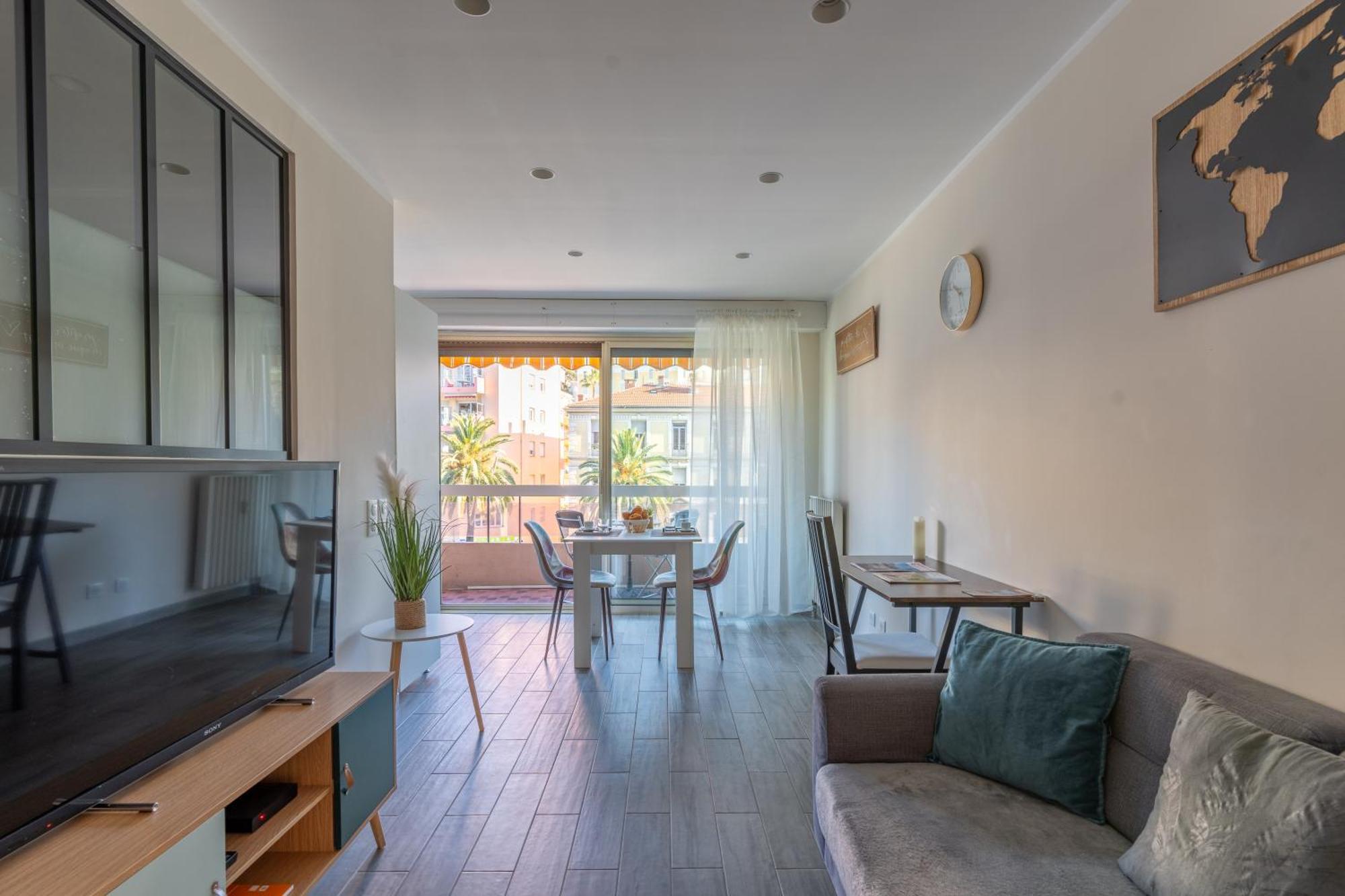 Fabuleux Appartement 2 Personnes Au Coeur De Menton, Climatise Et Proche Gares Routiere Et Sncf ภายนอก รูปภาพ