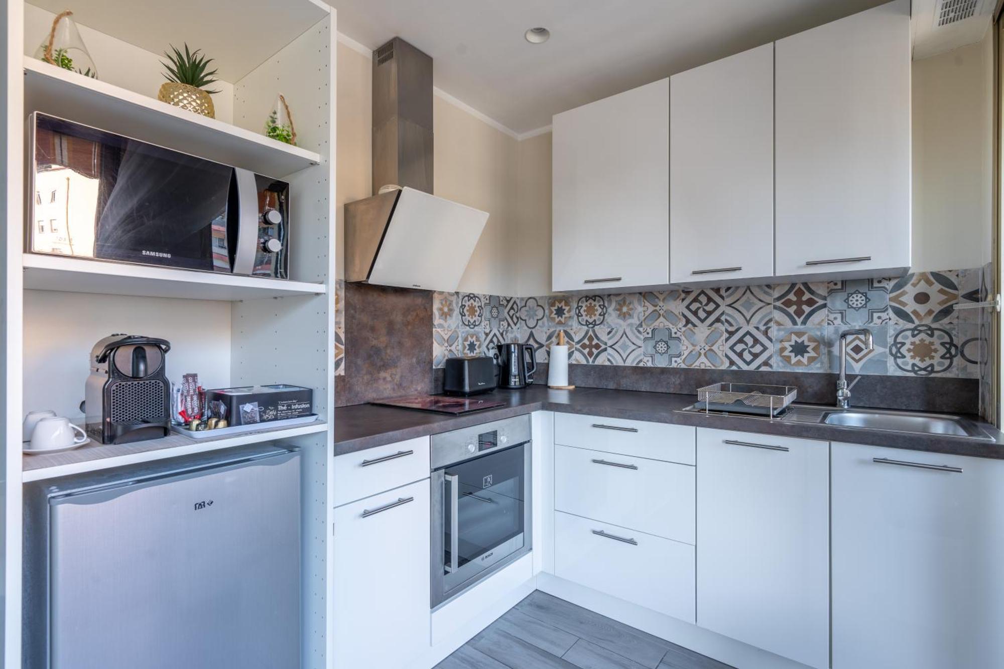Fabuleux Appartement 2 Personnes Au Coeur De Menton, Climatise Et Proche Gares Routiere Et Sncf ภายนอก รูปภาพ